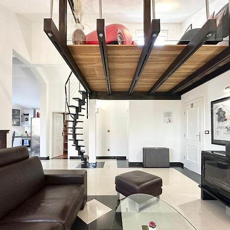 Villa Andrijana - Exclusively Yours - Family Getaway With Private Pool Kastela Bagian luar foto
