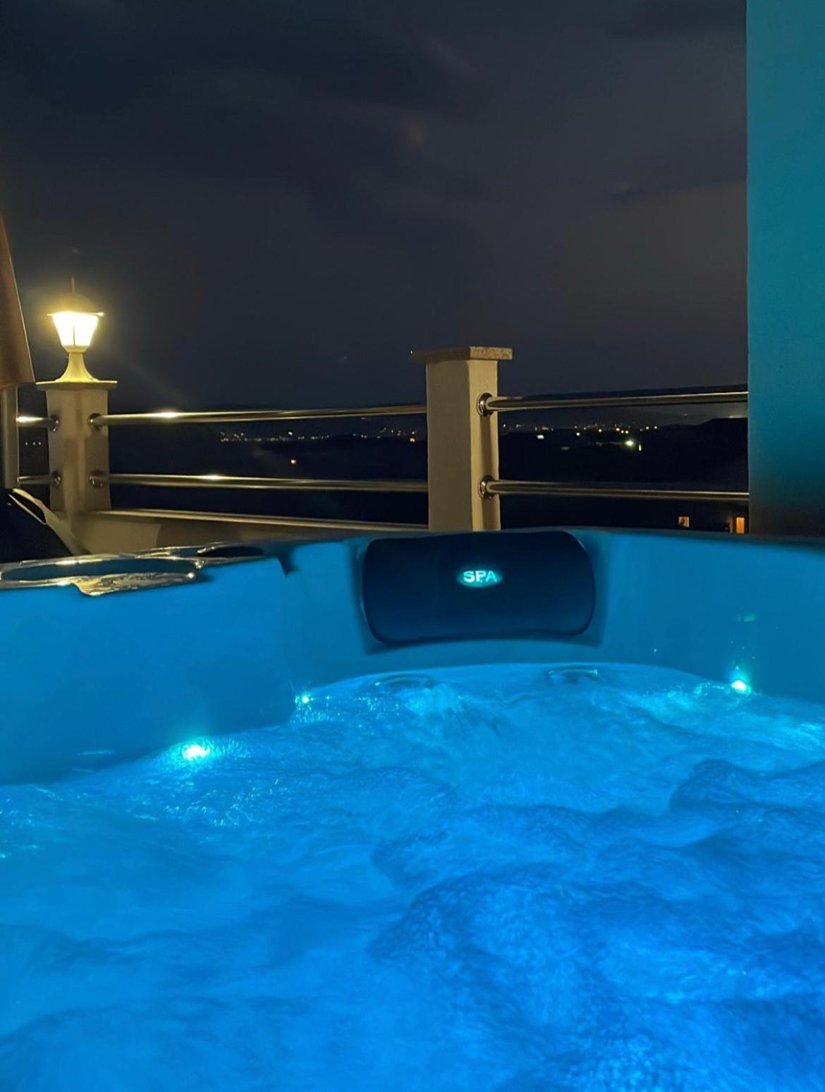 Villa Andrijana - Exclusively Yours - Family Getaway With Private Pool Kastela Bagian luar foto