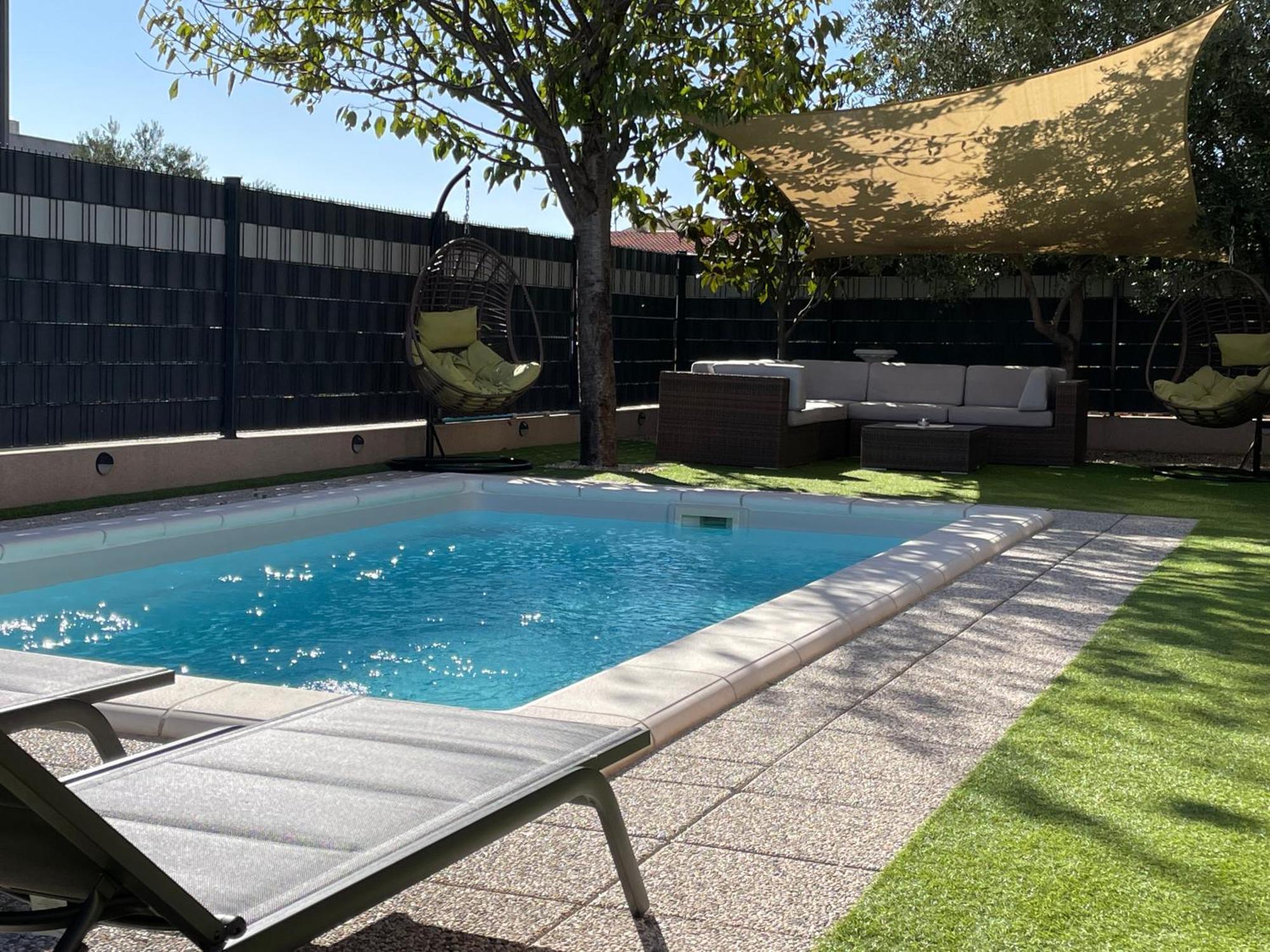 Villa Andrijana - Exclusively Yours - Family Getaway With Private Pool Kastela Bagian luar foto