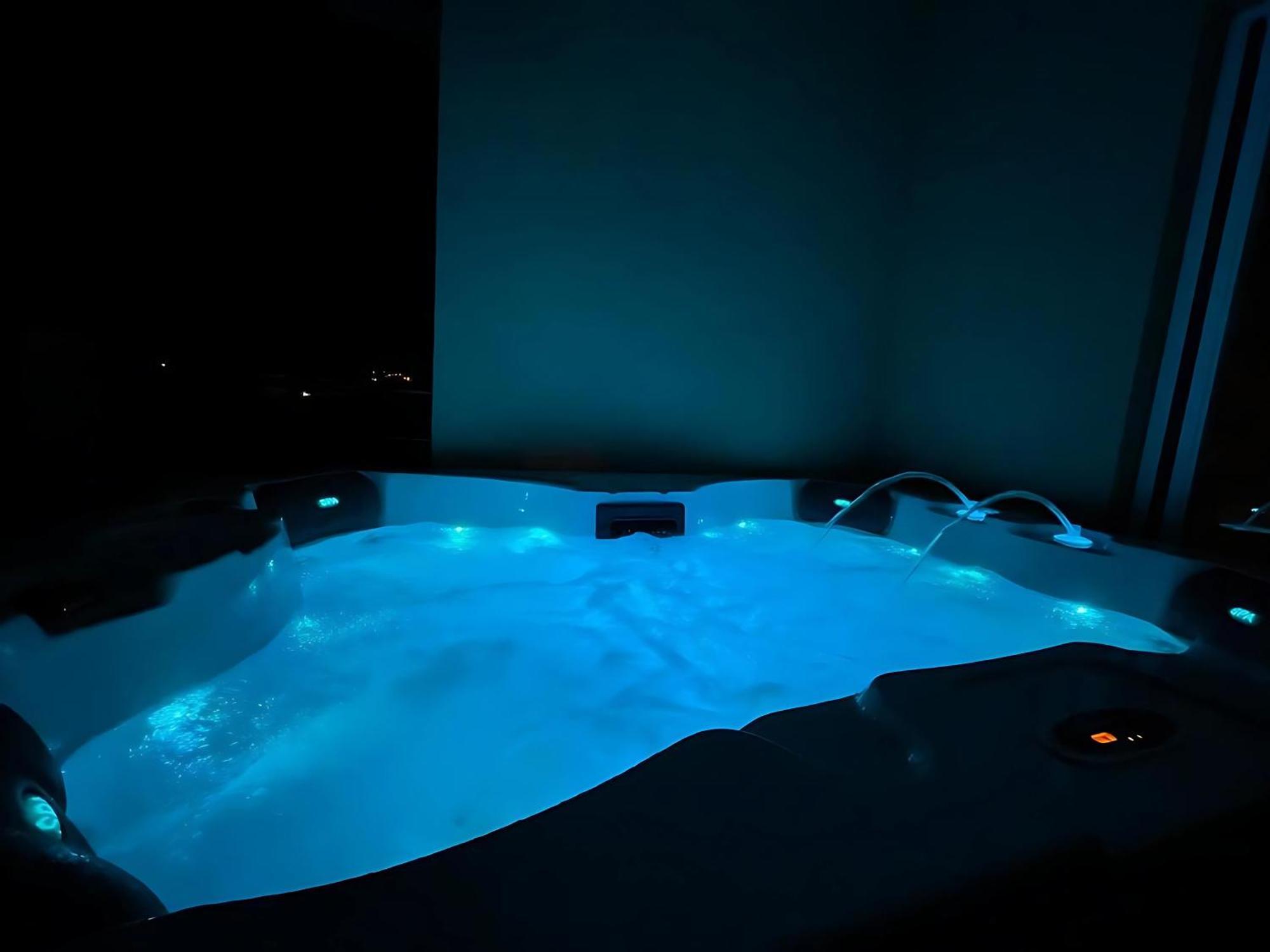 Villa Andrijana - Exclusively Yours - Family Getaway With Private Pool Kastela Bagian luar foto