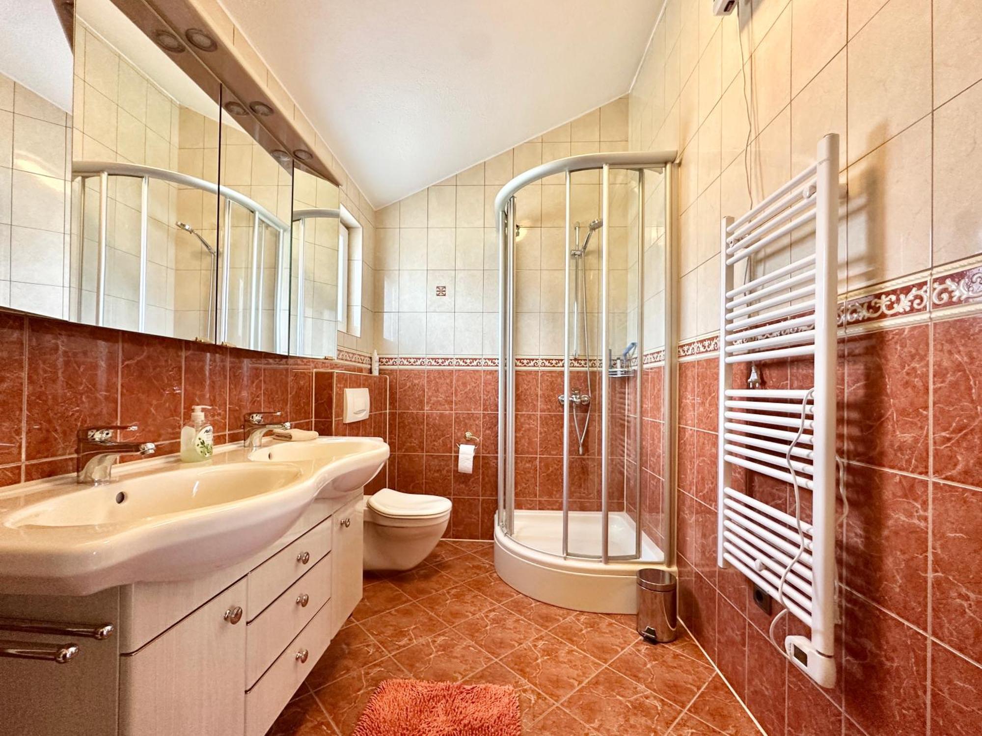 Villa Andrijana - Exclusively Yours - Family Getaway With Private Pool Kastela Bagian luar foto