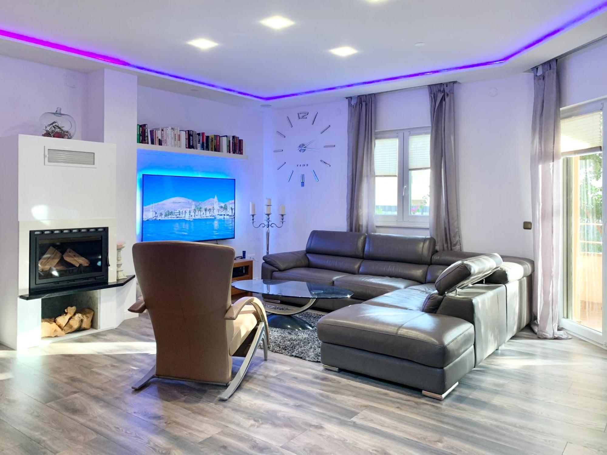Villa Andrijana - Exclusively Yours - Family Getaway With Private Pool Kastela Bagian luar foto